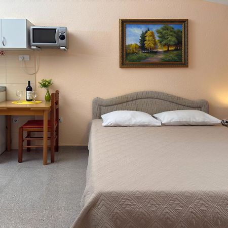 Vila Tara Сутоморе Екстериор снимка