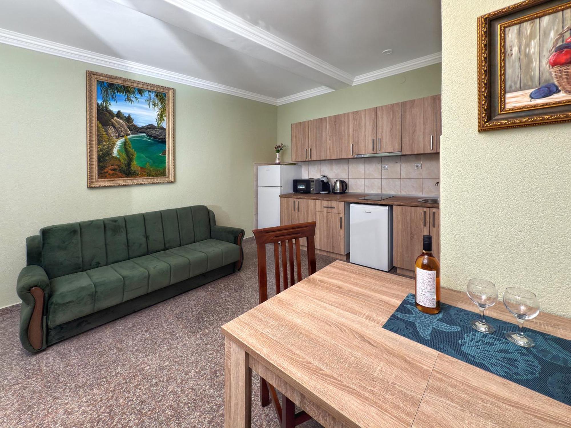 Vila Tara Сутоморе Екстериор снимка